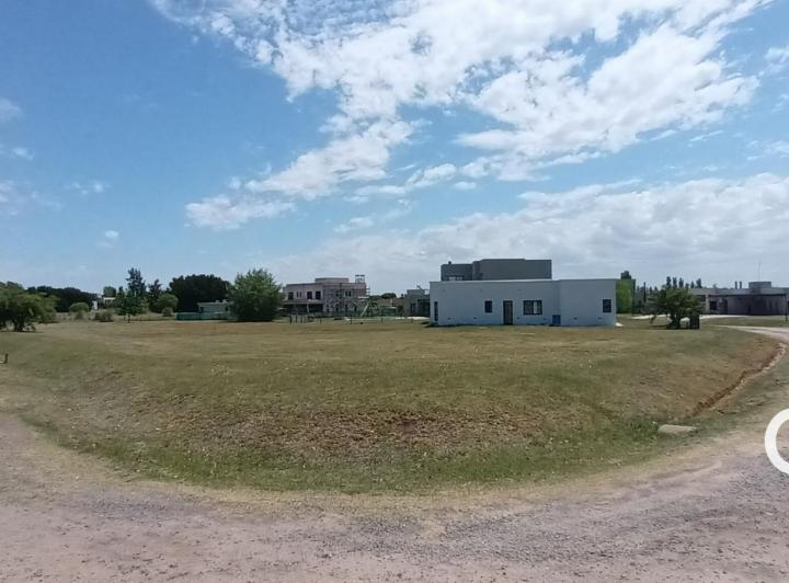Terreno · 1097m²