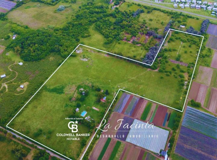 Terreno · 749m²