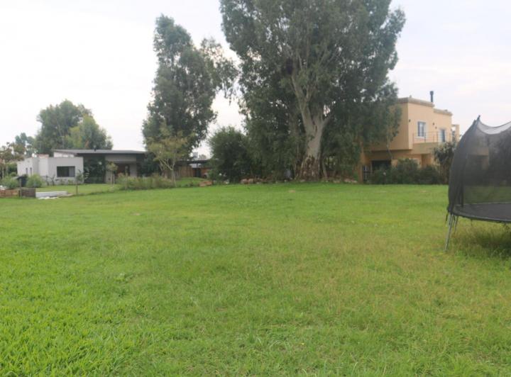Terreno · 1103m²