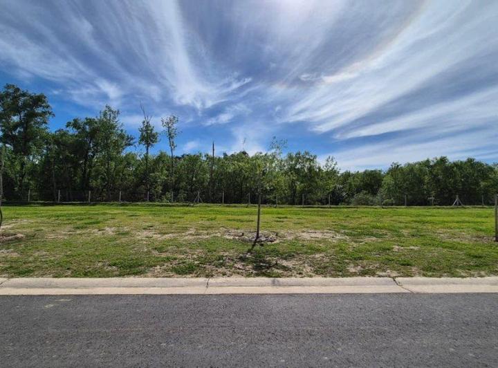Terreno · 621m²