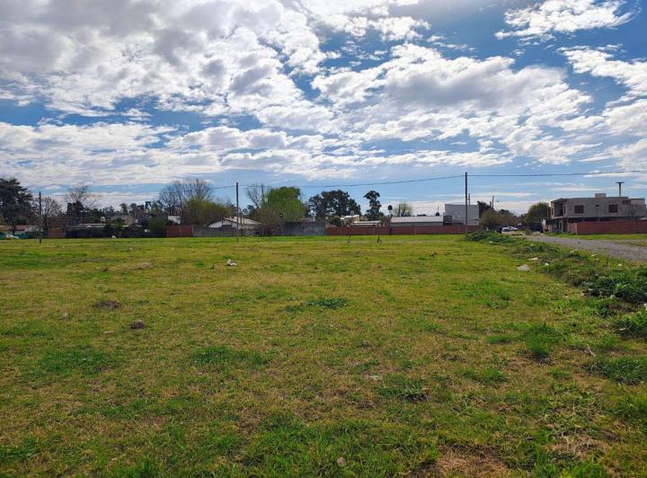 Terreno · 392m²