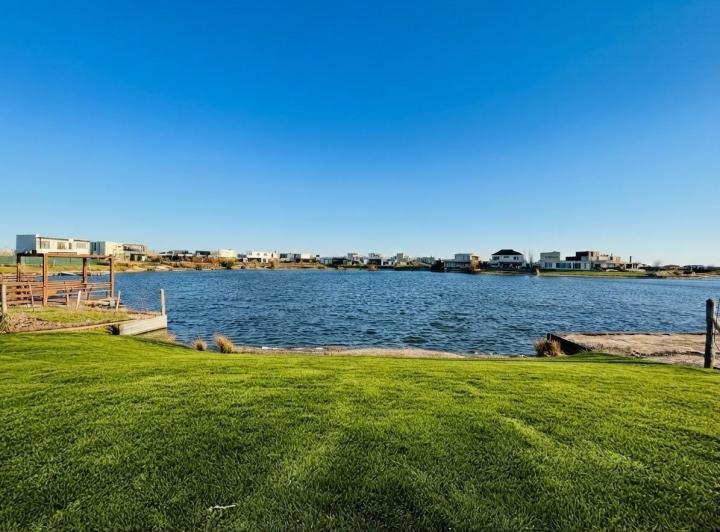 Terreno · 883m²