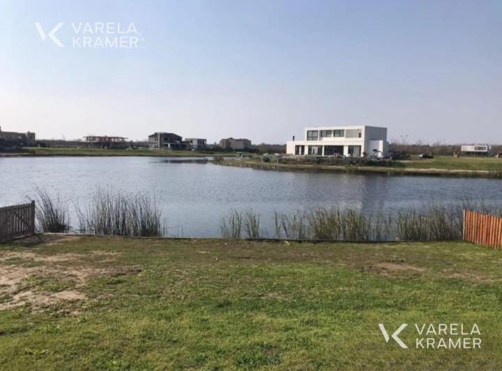 Terreno · 965m²