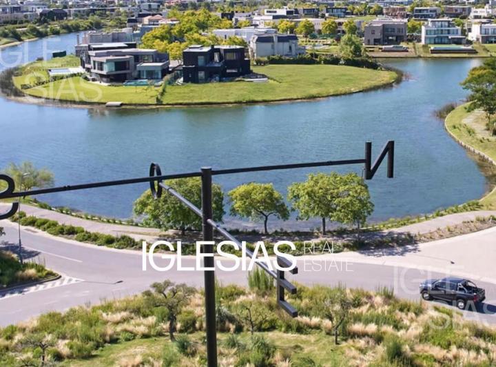 Terreno · 1002m²