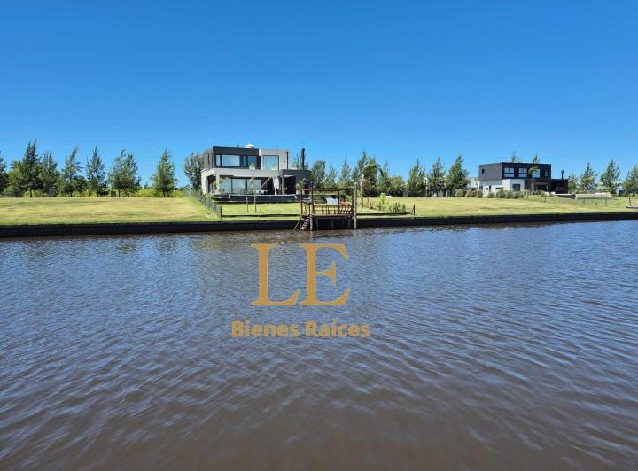 Terreno · 850m²