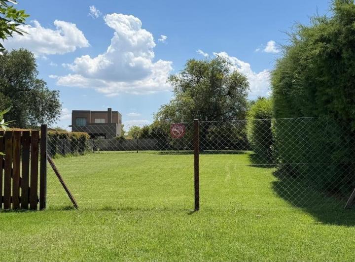 Terreno · 550m²