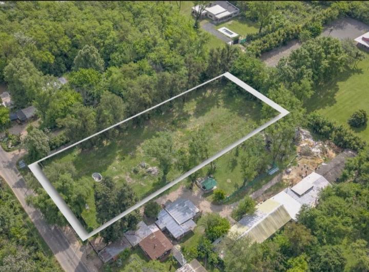 Terreno · 4990m²