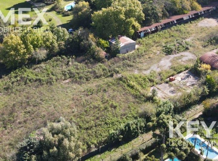 Terreno · 11371m²