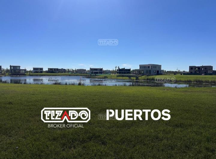 Terreno · 1054m²