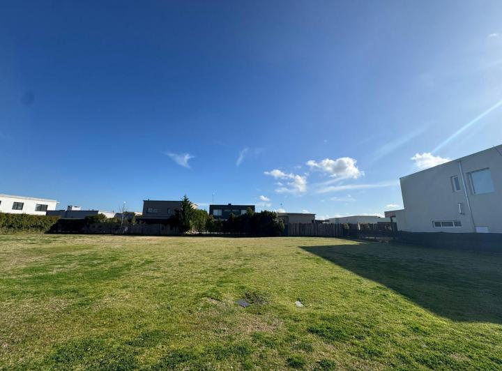 Terreno · 400m²