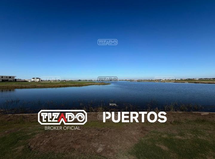 Terreno · 905m²