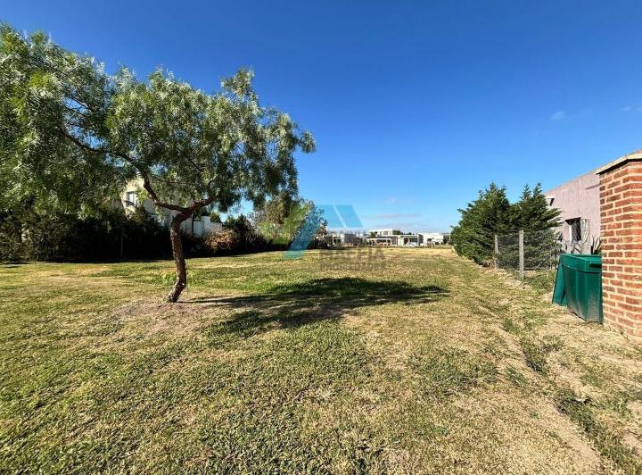 Terreno · 800m²