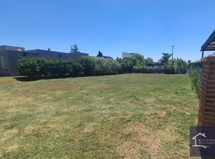 Terreno · 480m²