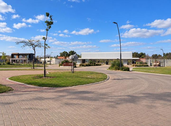 Terreno · 668m²
