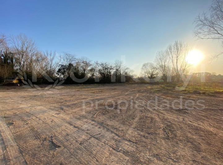 Terreno · 1002m²