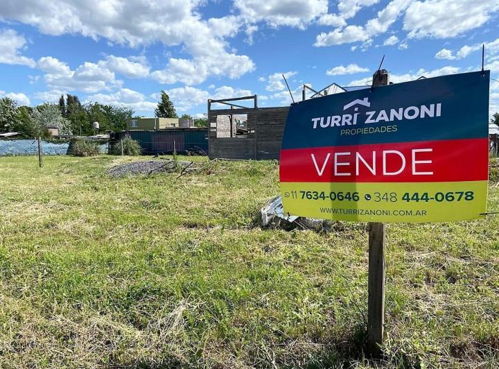 Terreno · 600m²