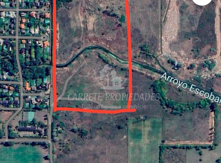 Terreno · 115000m²