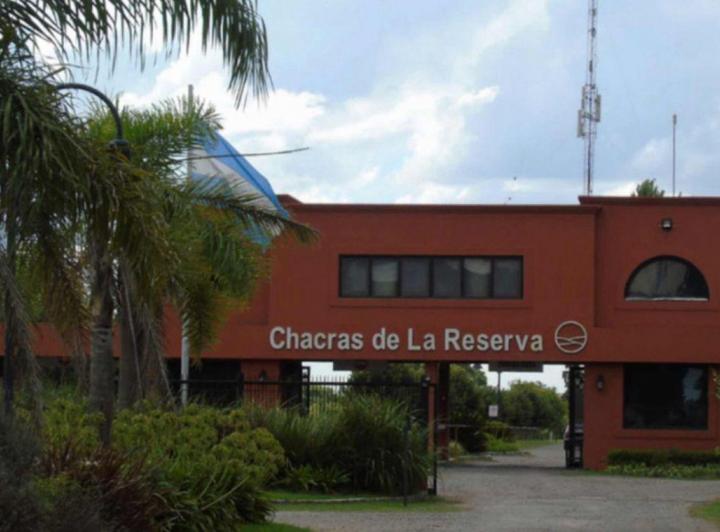 Terreno · 1477m²