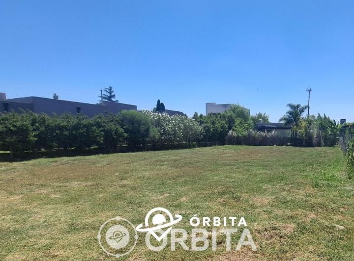 Terreno · 480m²