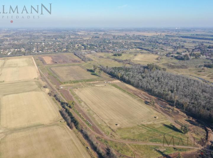 Terreno · 1489m²