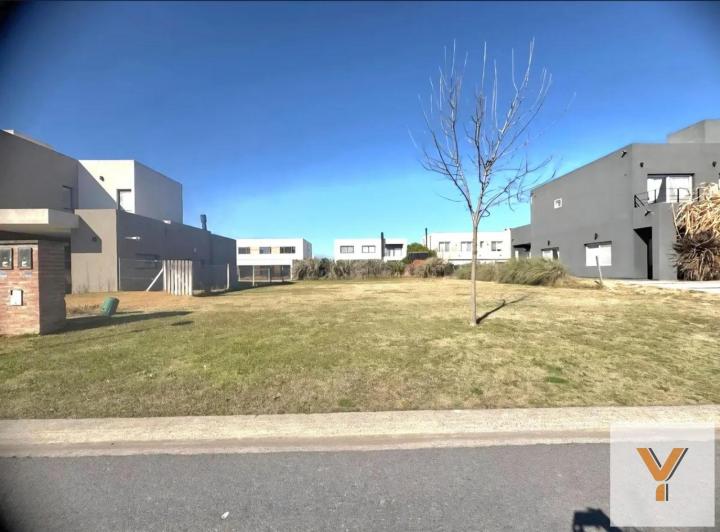 Terreno · 501m²