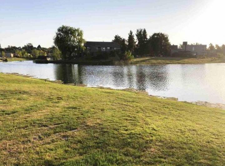 Terreno · 900m²