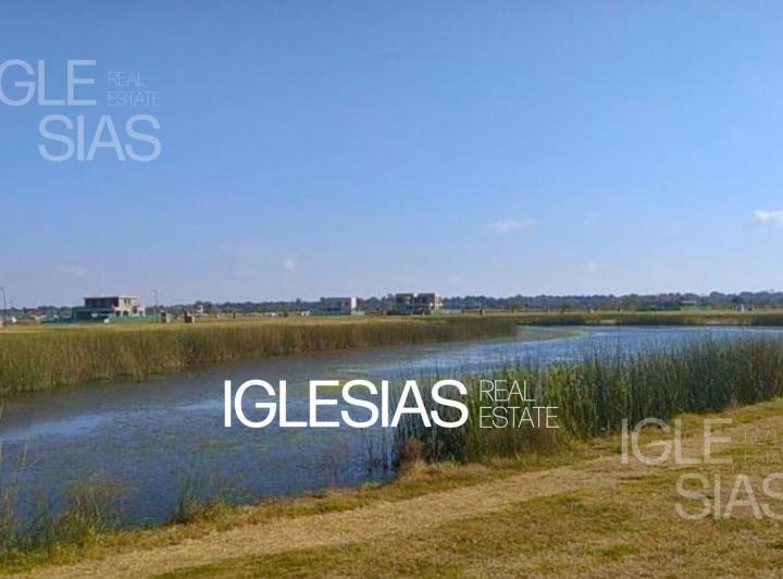 Terreno · 995m²
