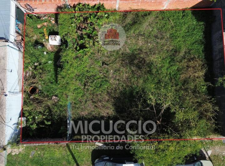 Terreno · 106m²