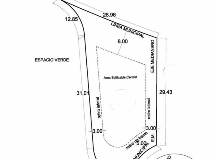 Terreno · 724m²