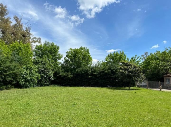 Terreno · 237m²