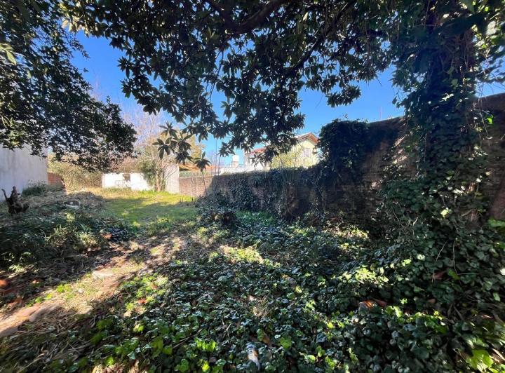 Terreno · 320m²