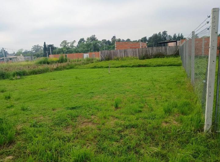 Terreno · 300m²