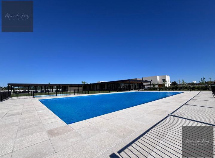 Terreno · 378m²