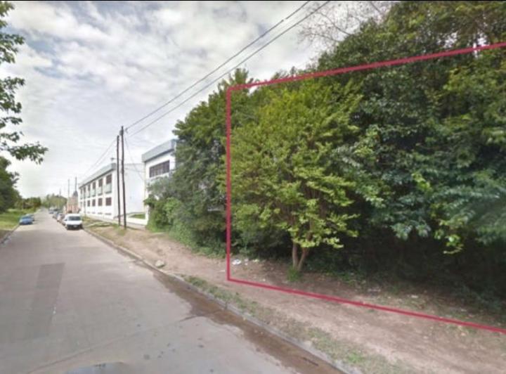 Terreno · 271m²