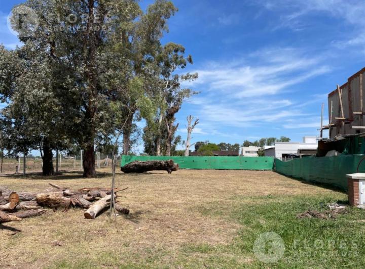 Terreno · 472m²