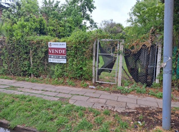 Terreno · 300m²