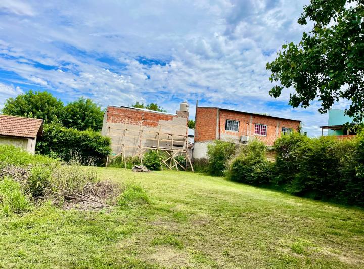 Terreno · 300m²