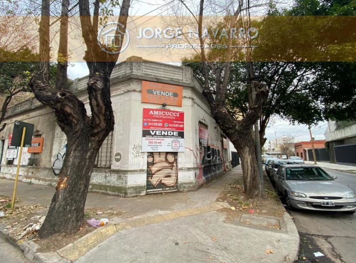Terreno · 292m²