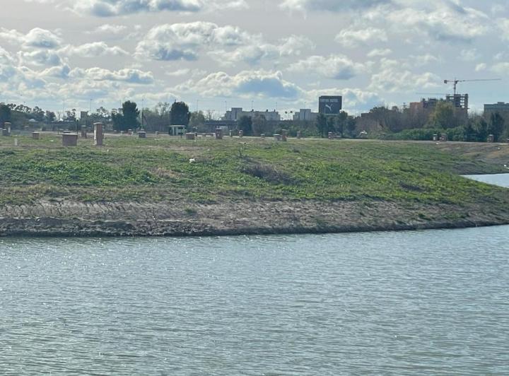 Terreno · 698m²