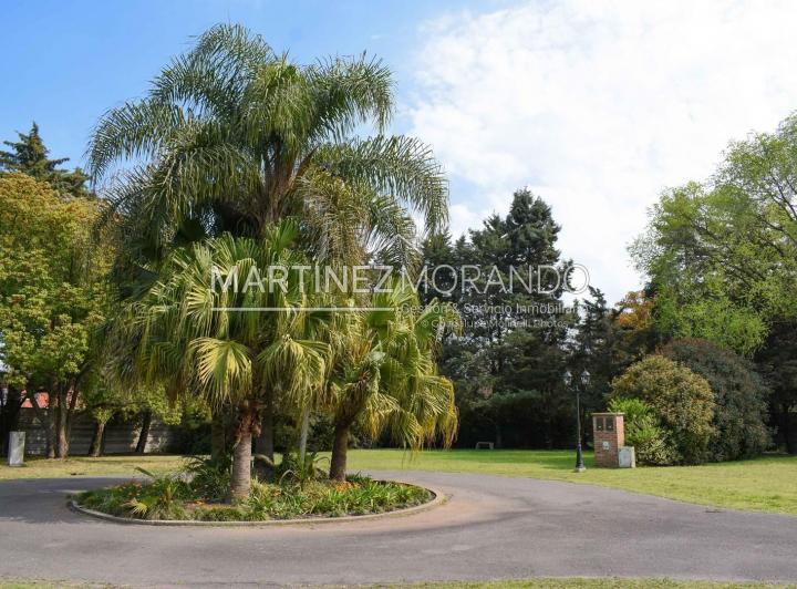 Terreno · 700m²