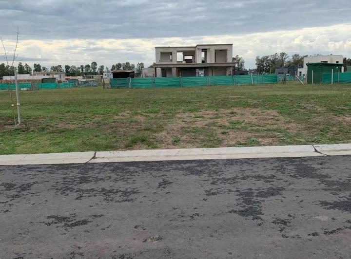 Terreno · 543m²