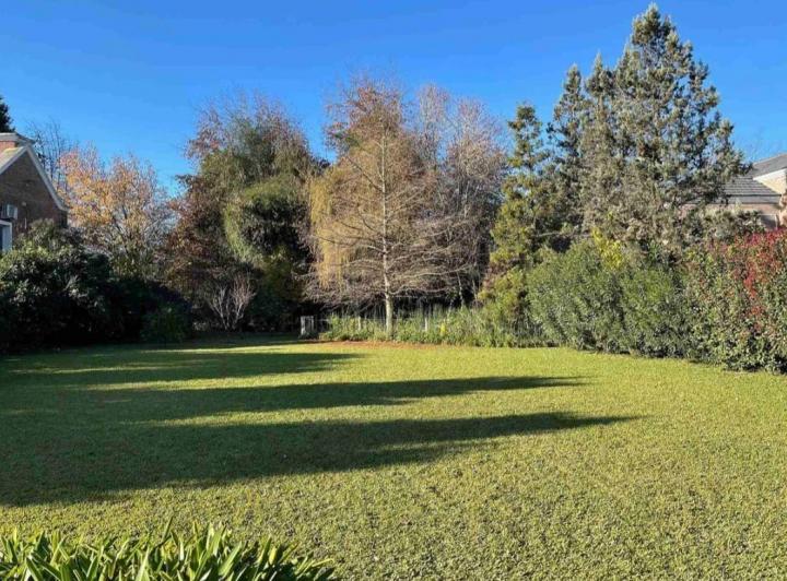Terreno · 832m²