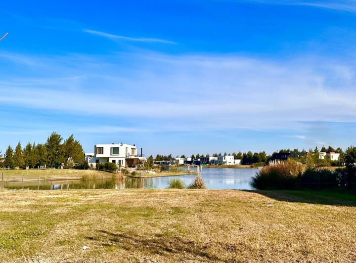 Terreno · 850m²