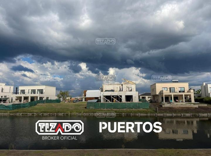 Terreno · 779m²