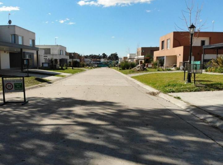 Terreno · 460m²