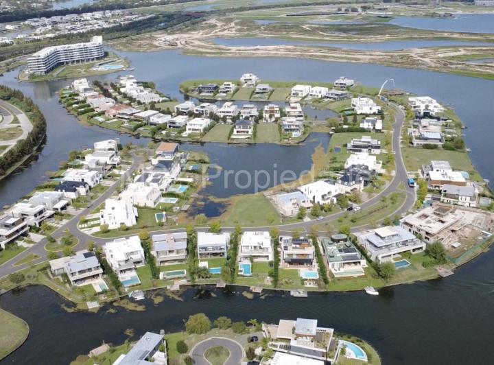 Terreno · 1000m²
