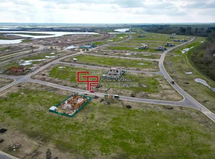 Terreno · 639m²