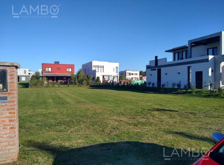 Terreno · 630m² · 1 Ambiente
