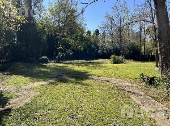Terreno · 800m²
