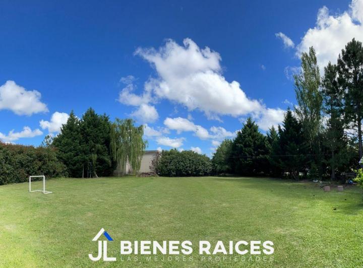 Terreno · 960m²